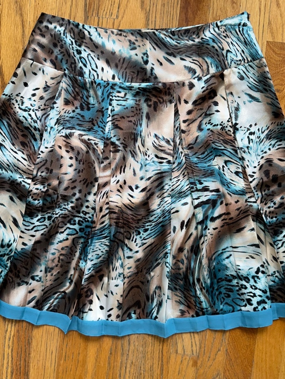 Blue and Black Leopard Print Skirt - Picture 3 of 6